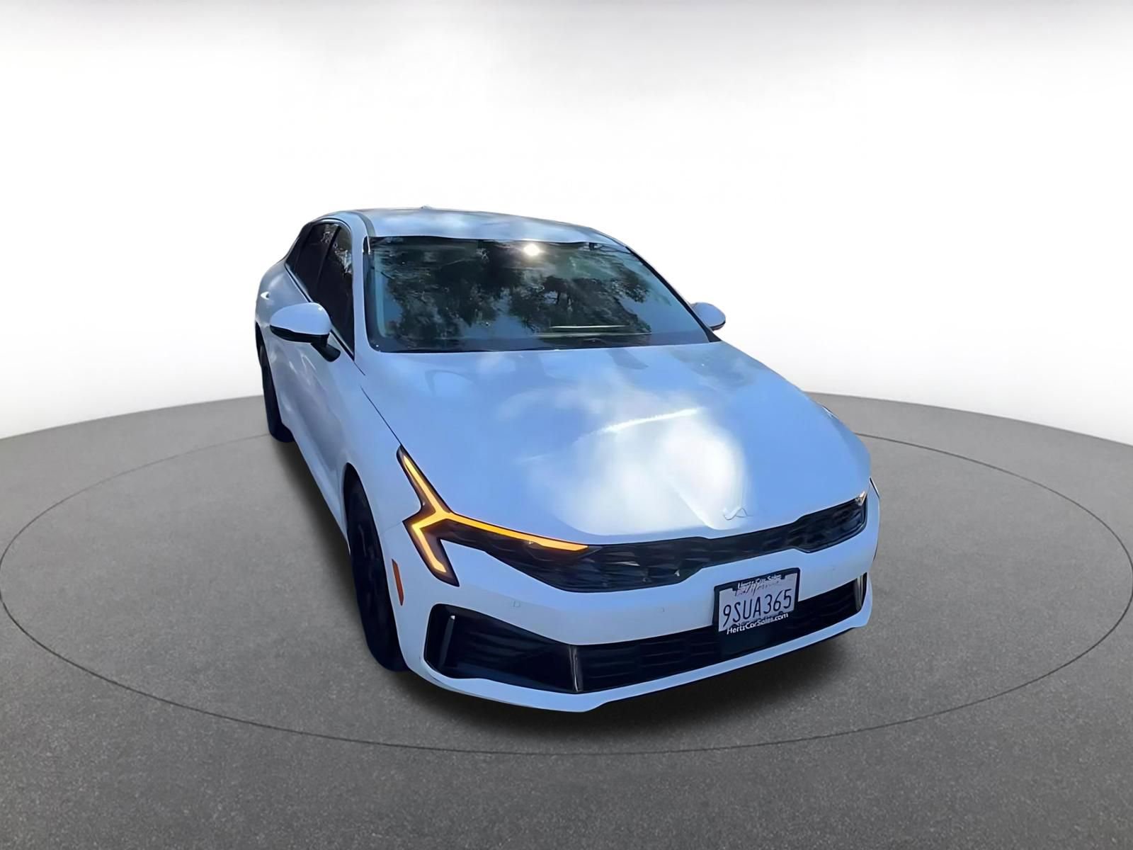 Used 2025 Kia K5 LXS image 3