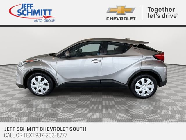 Used 2019 Toyota C-HR LE image 6
