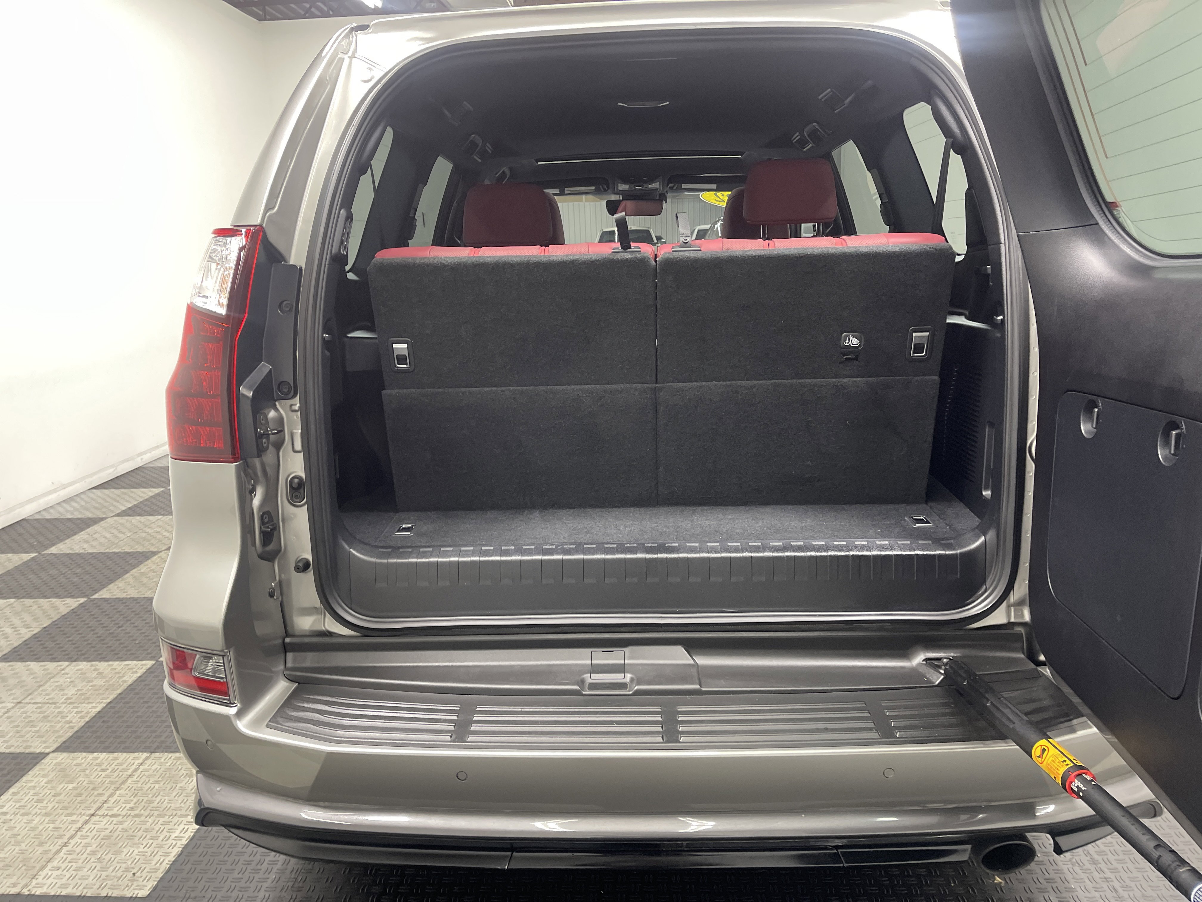 Used 2022 Lexus GX 460 Premium image 18