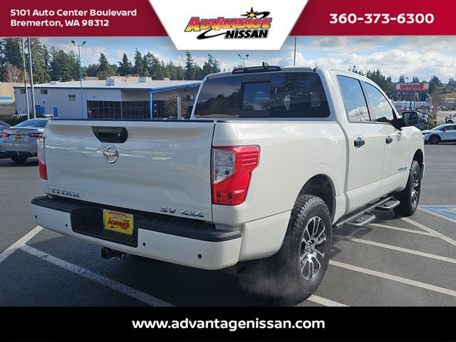 Used 2022 Nissan Titan SV w/ Accessory Utility Package AWD/4WD image 6
