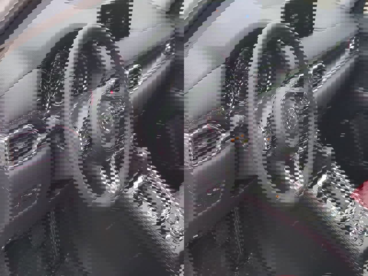 New 2025 MAZDA CX-5 Carbon Edition image 2