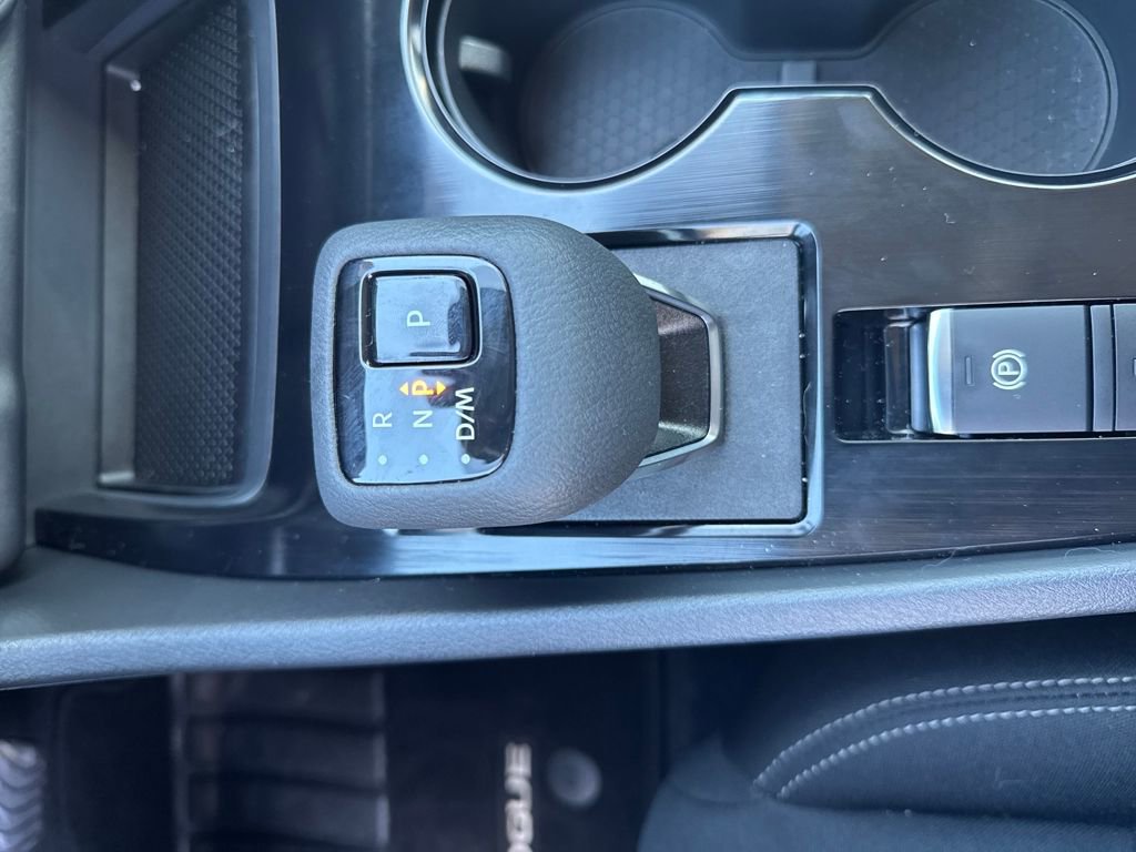 Certified 2025 Nissan Rogue S image 25