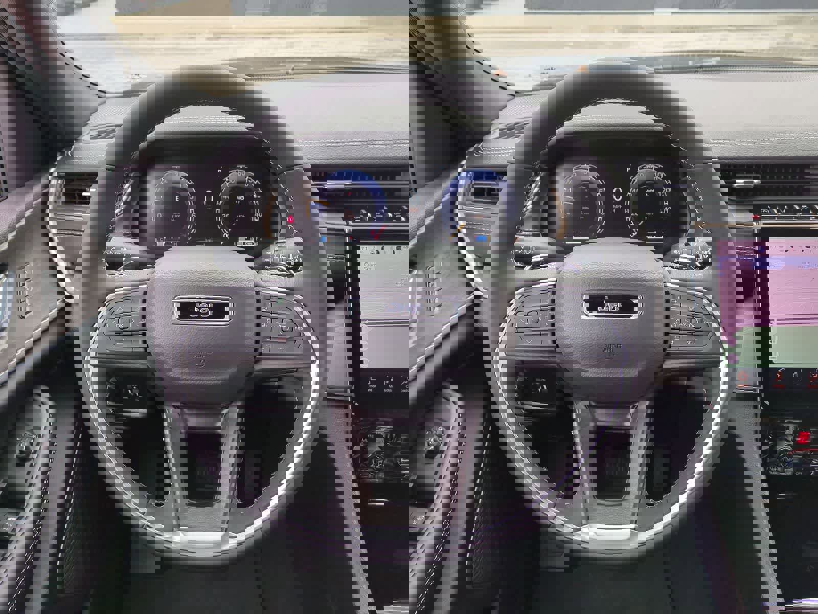 New 2025 Jeep Grand Cherokee L Limited image 23