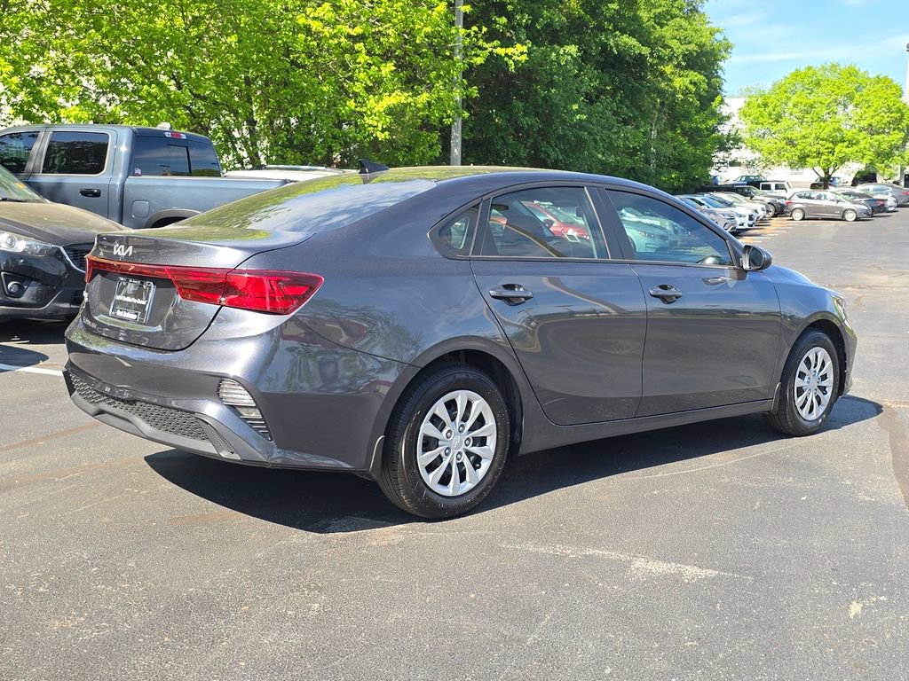 Certified 2023 Kia Forte LX image 3