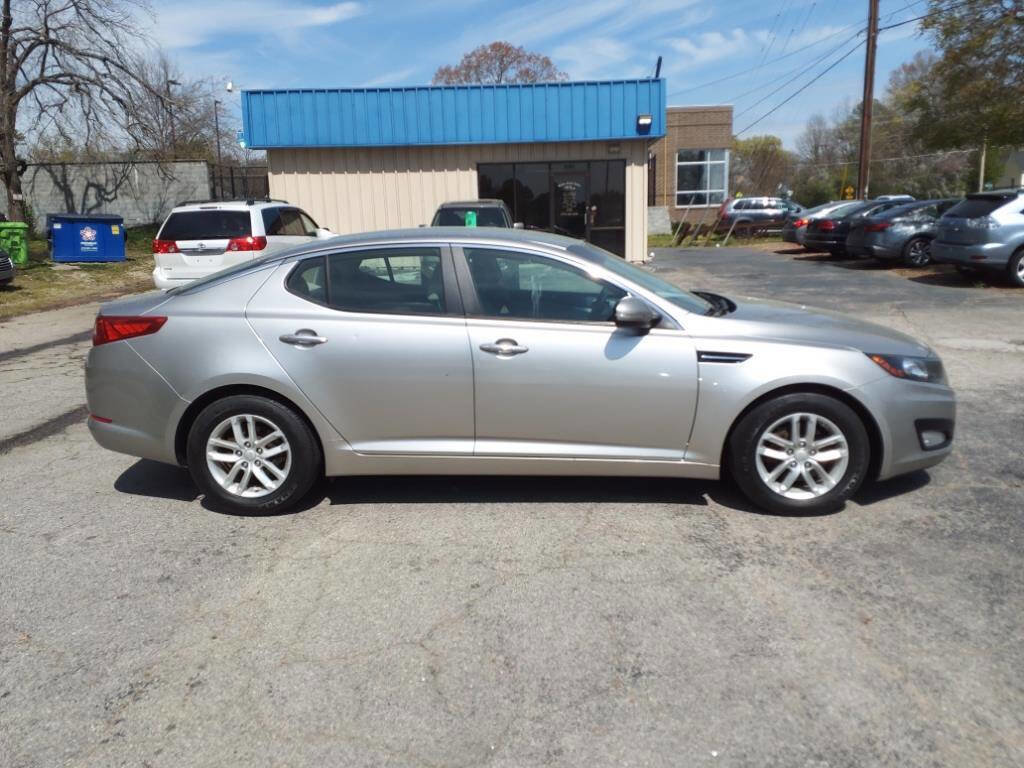 Used 2012 Kia Optima LX image 2