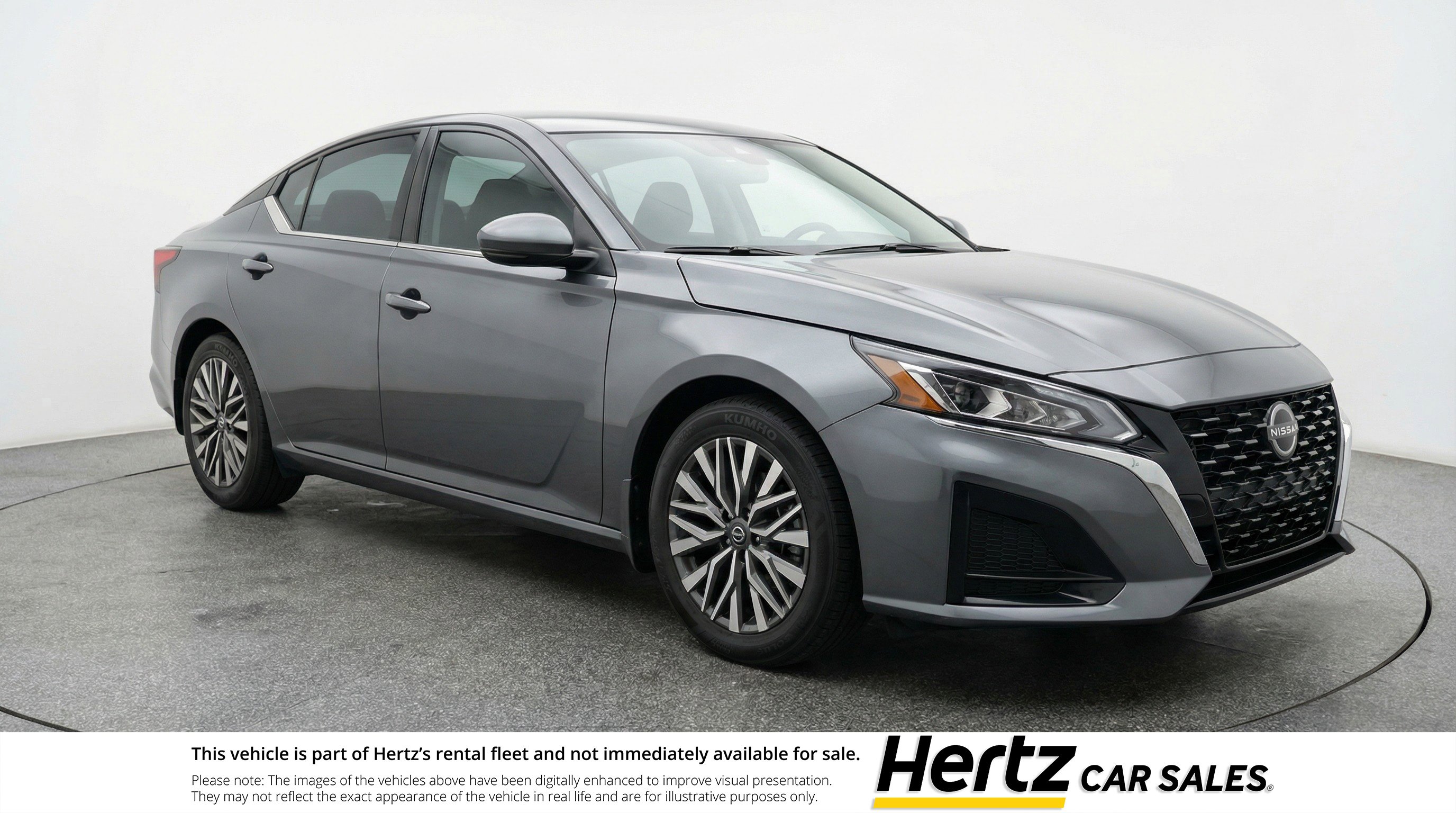 Used 2025 Nissan Altima 2.5 SV