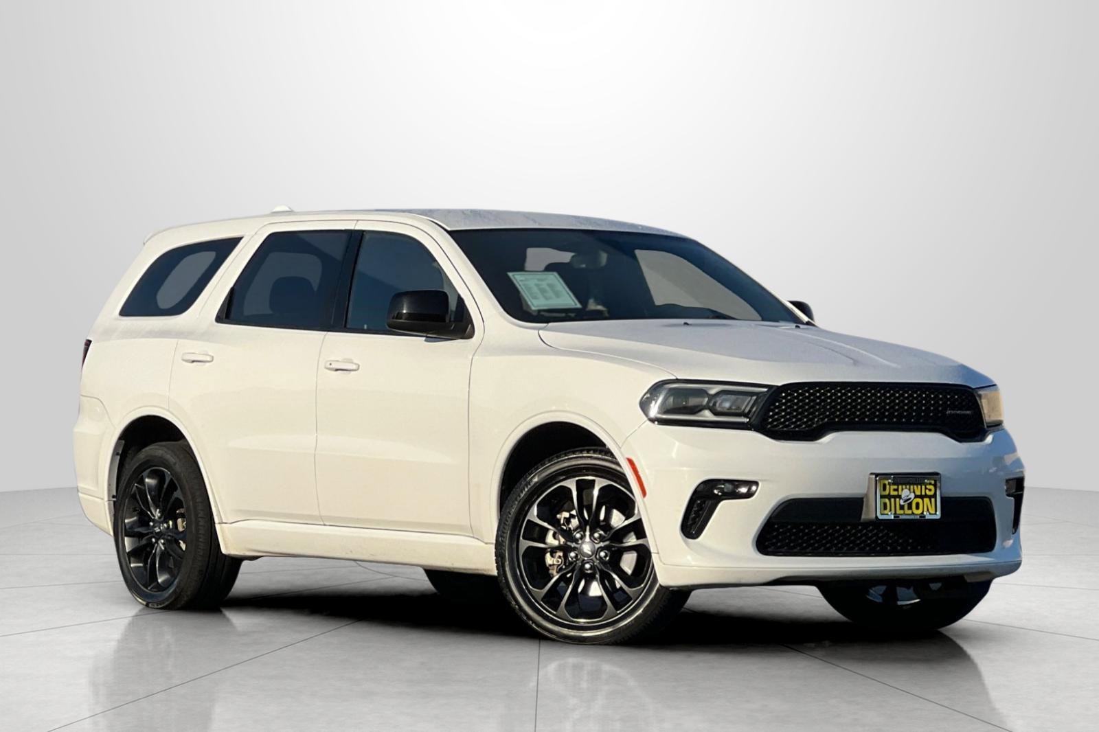 Used 2022 Dodge Durango SXT w/ Blacktop Package image 2