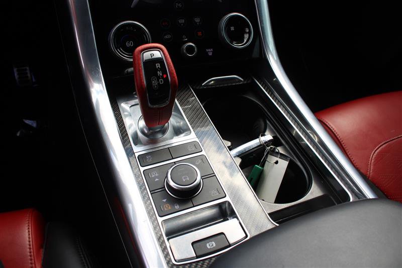 Used 2019 Land Rover Range Rover Sport SVR image 32