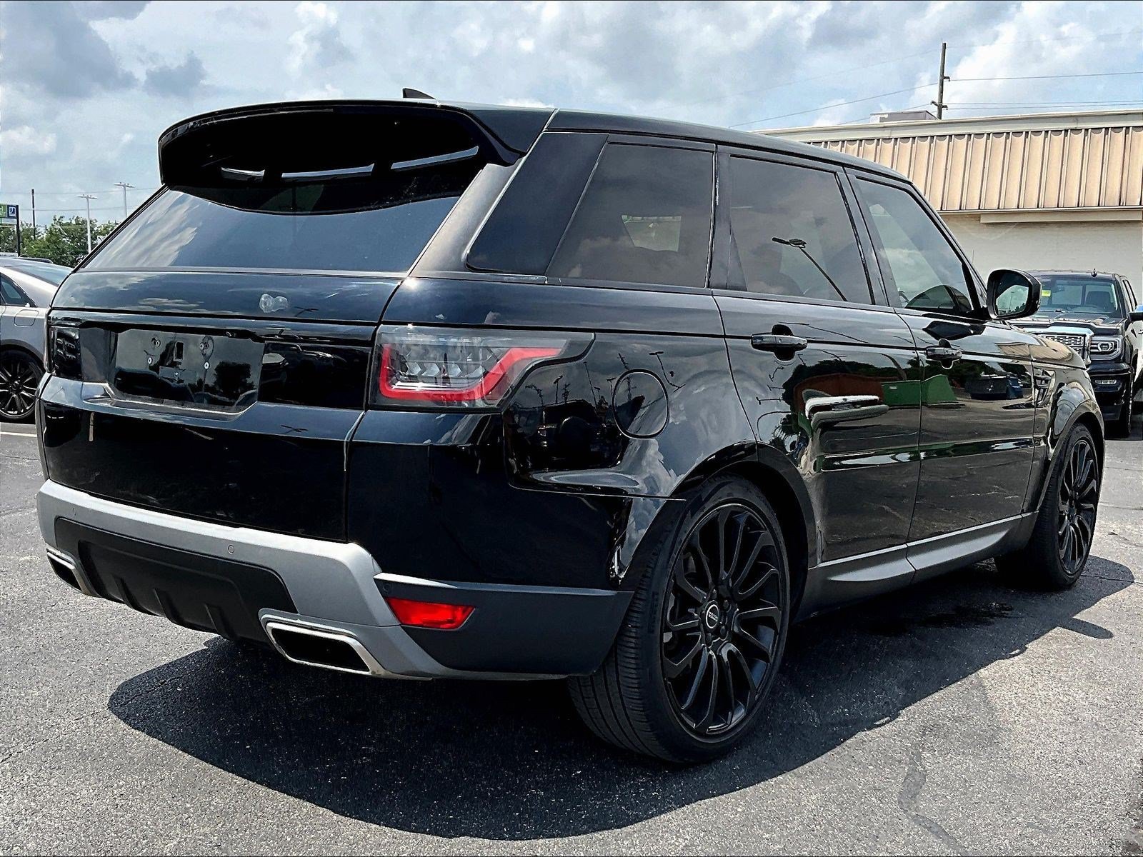 Used 2018 Land Rover Range Rover Sport SE AWD/4WD image 6