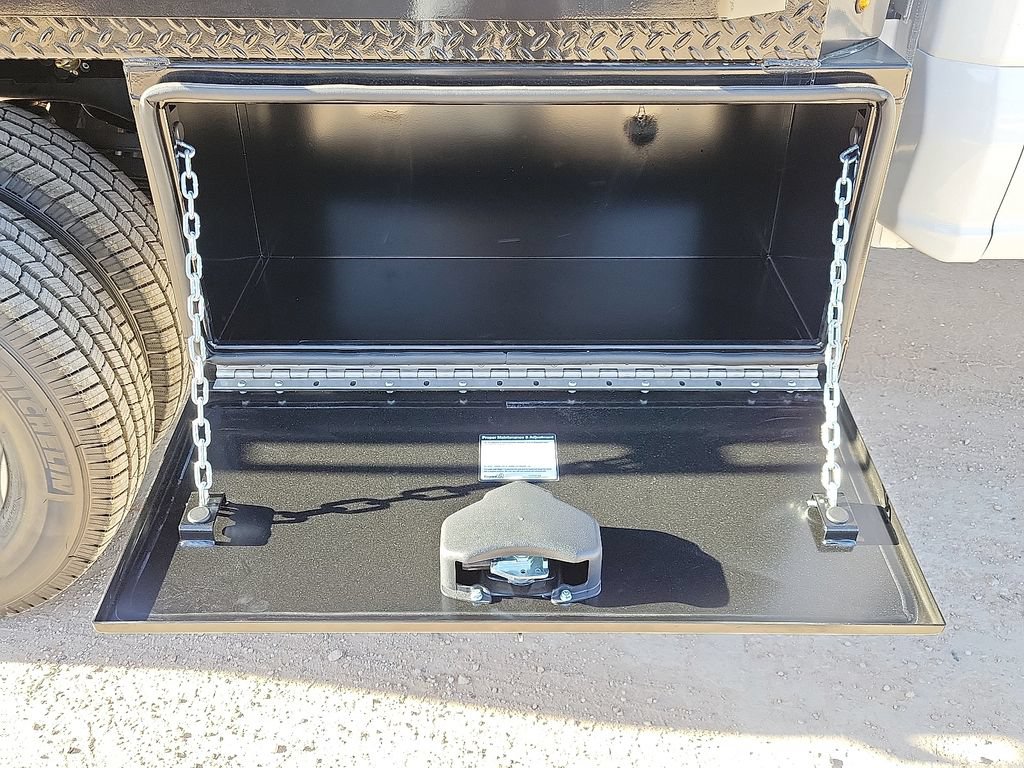New 2026 Ford F350 XL w/ XL Chrome Package AWD/4WD image 15
