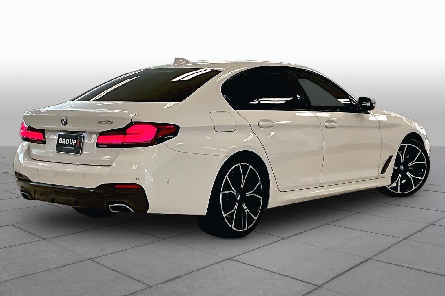 Used 2023 BMW 530i w/ M Sport Package RWD image 11