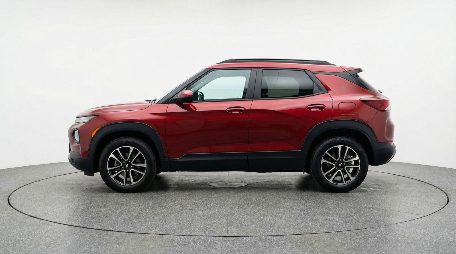 Used 2025 Chevrolet TrailBlazer LT AWD/4WD image 5