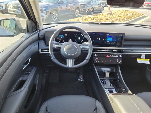 Certified 2025 Hyundai Tucson SEL image 12