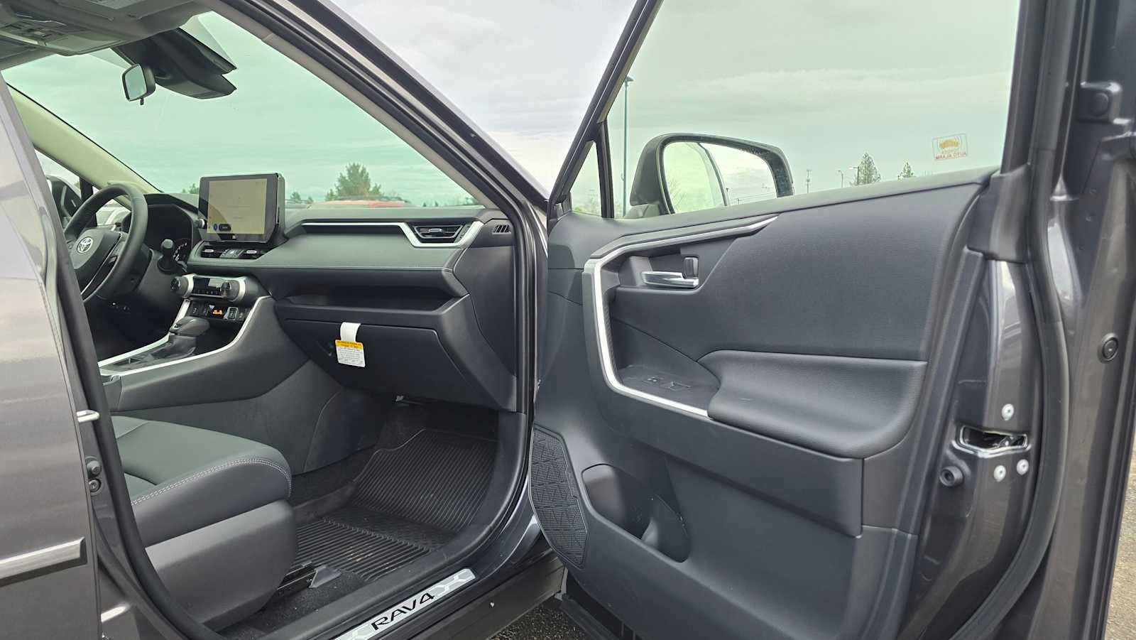 Certified 2025 Toyota RAV4 XLE Premium image 10