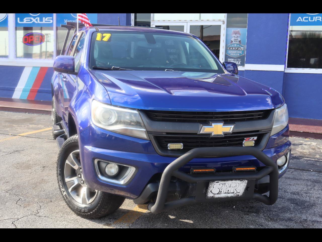 Used 2017 Chevrolet Colorado Z71 AWD/4WD image 2