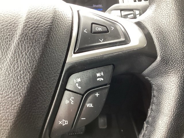 Used 2024 Ford Edge SEL image 18