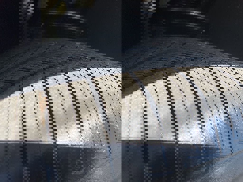 New 2025 Volkswagen ID. Buzz 1st Edition image 8