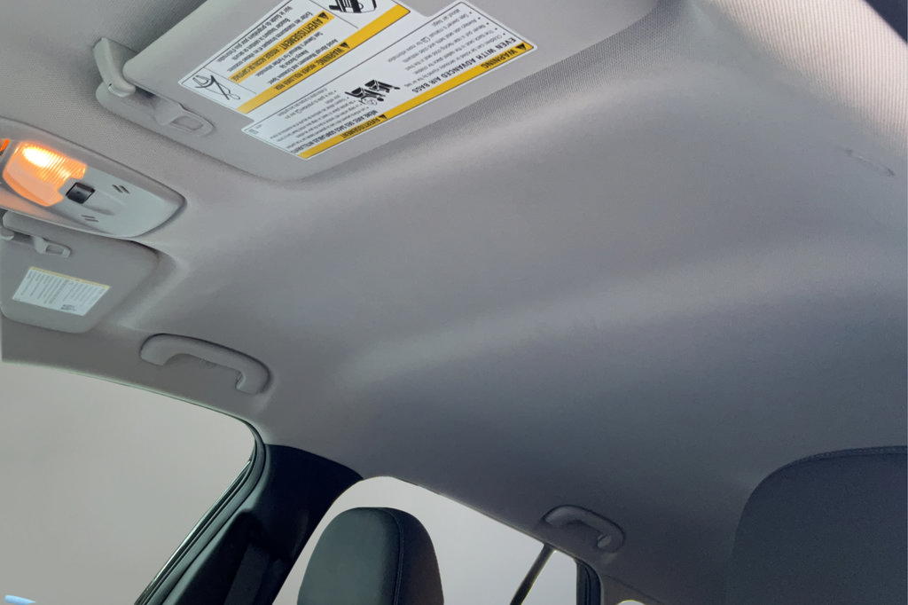 Certified 2025 Chevrolet Trax LT FWD image 18