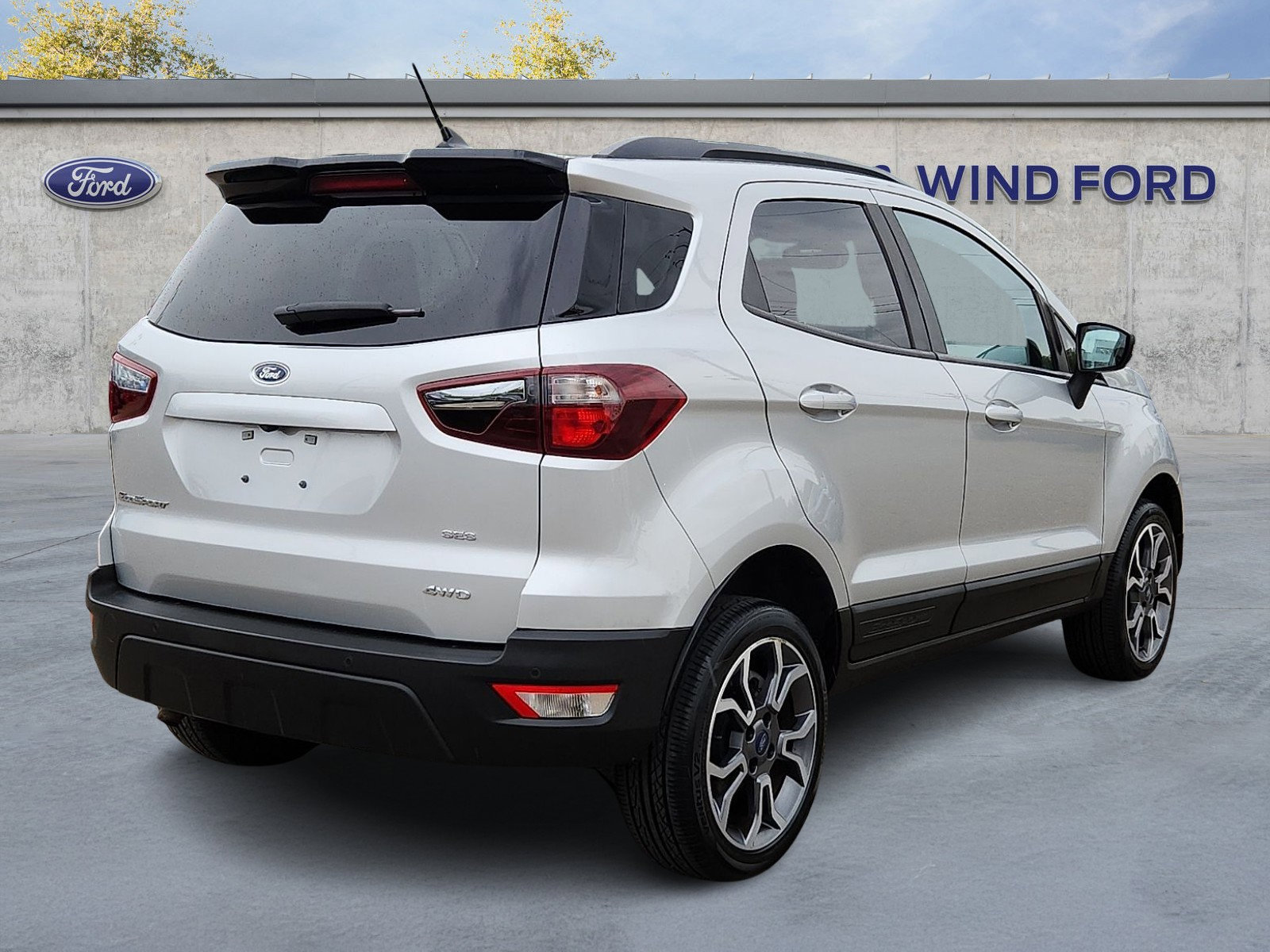 Used 2020 Ford EcoSport SES w/ SES Black Appearance Package AWD/4WD image 6