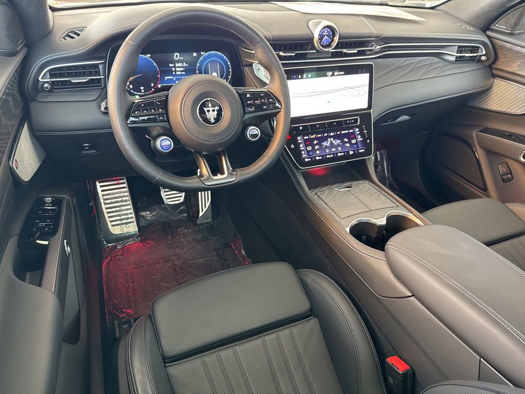 Used 2025 Maserati Grecale Modena AWD/4WD image 15