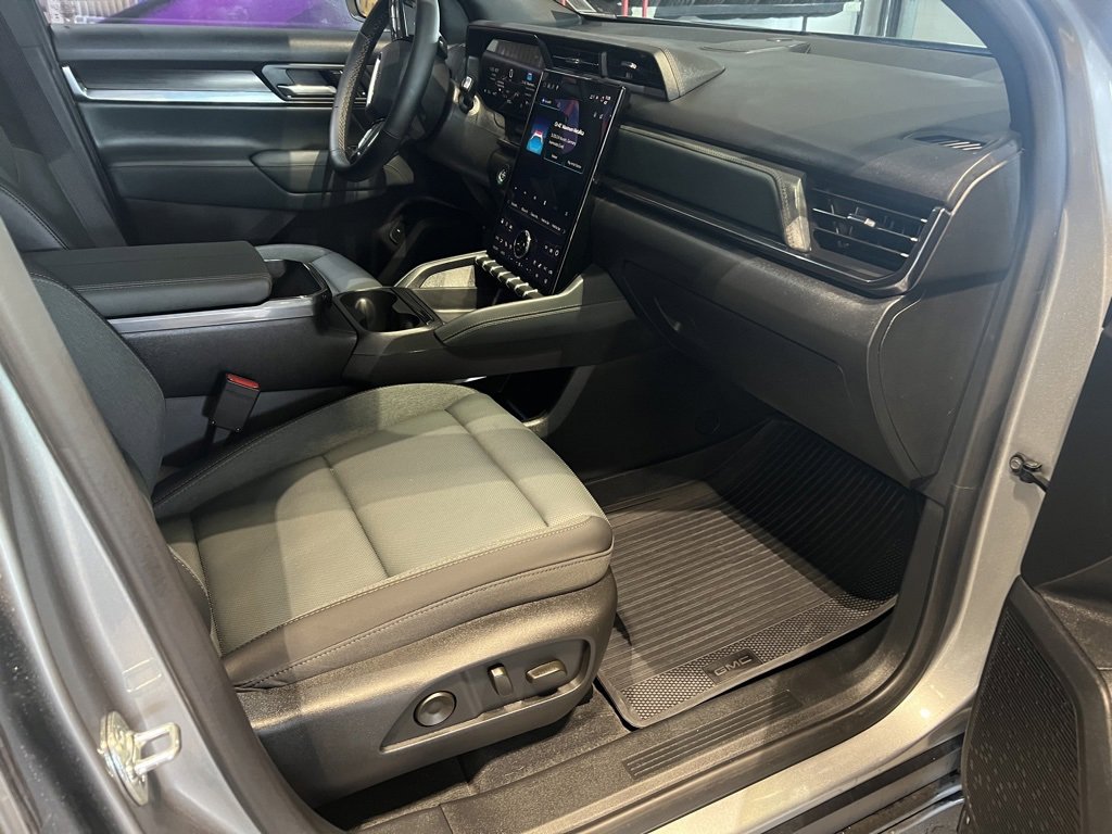 Certified 2026 GMC Terrain AT4 w/ Convenience Package III image 16