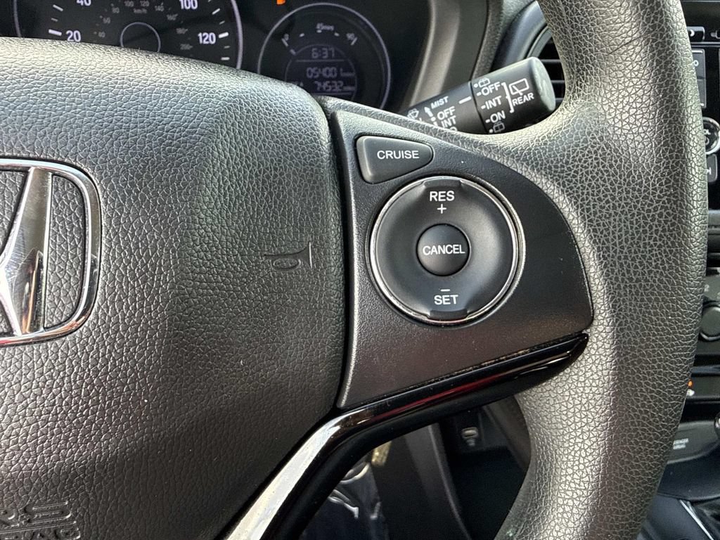 Used 2020 Honda HR-V LX image 32