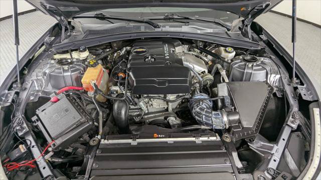 Used 2022 Chevrolet Camaro LT RWD image 27