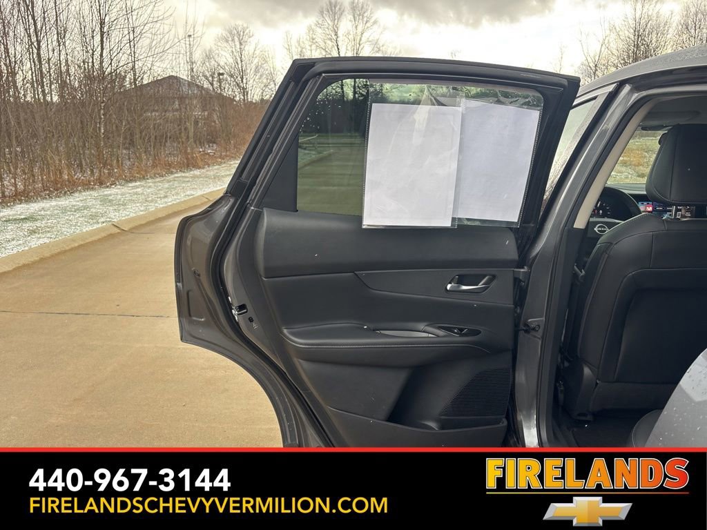 Used 2025 Nissan Murano SV image 46