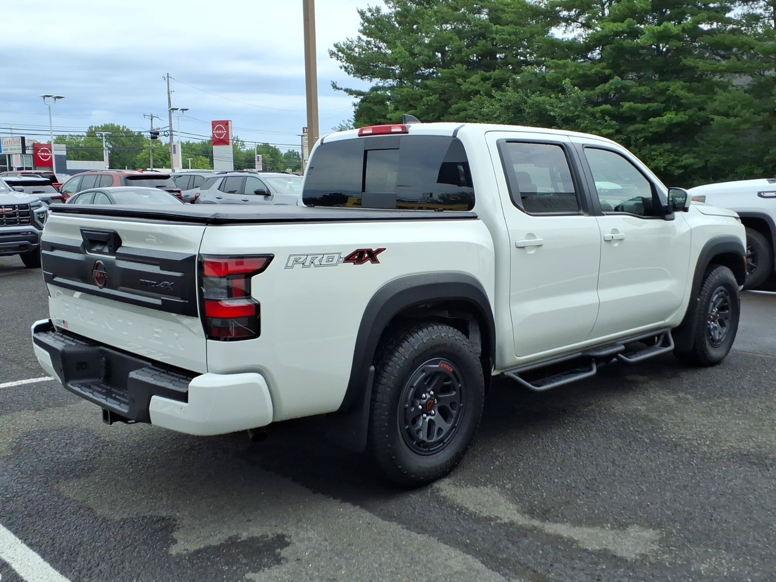 Used 2025 Nissan Frontier PRO-4X w/ Pro Premium Package AWD/4WD image 3