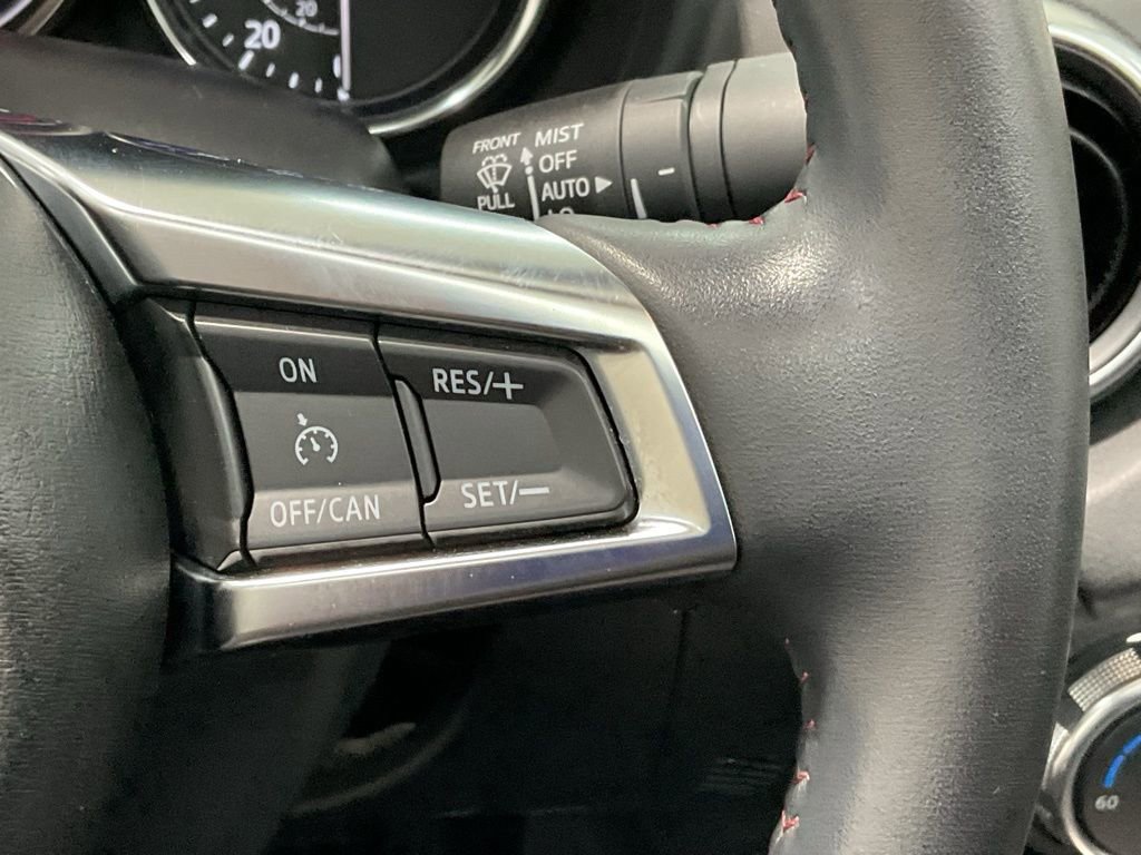 Used 2017 MAZDA MX-5 Miata RF Grand Touring image 10