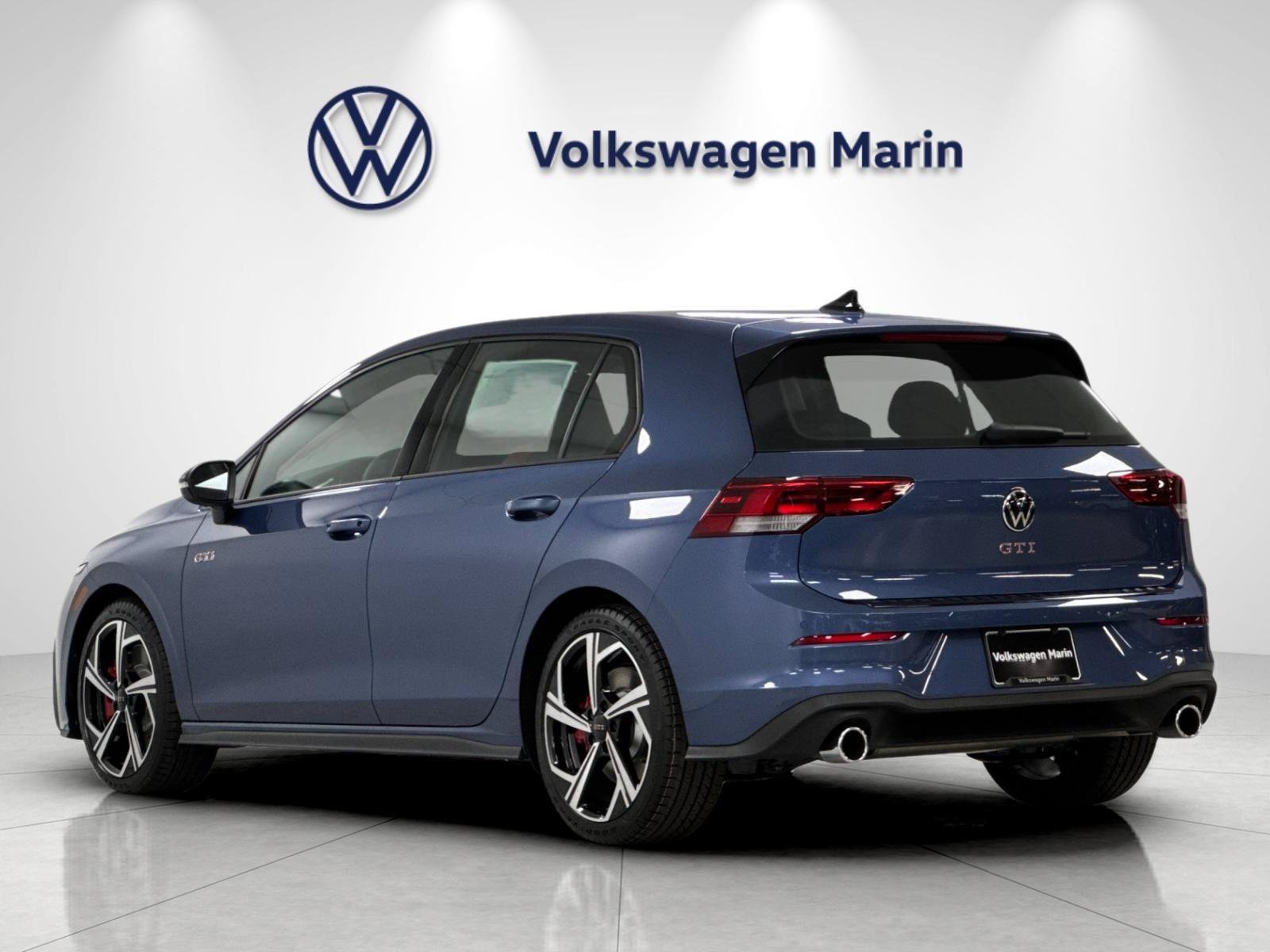 New 2026 Volkswagen Golf SE FWD image 3