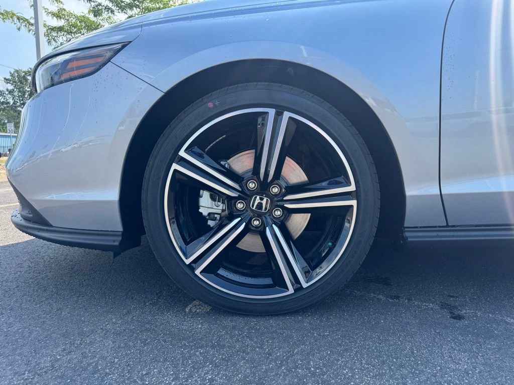 New 2025 Honda Accord Sport image 18