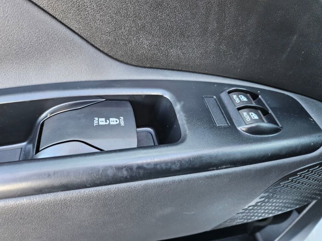 Used 2017 RAM ProMaster City Tradesman SLT w/ Rear Back-up Camera Group image 19