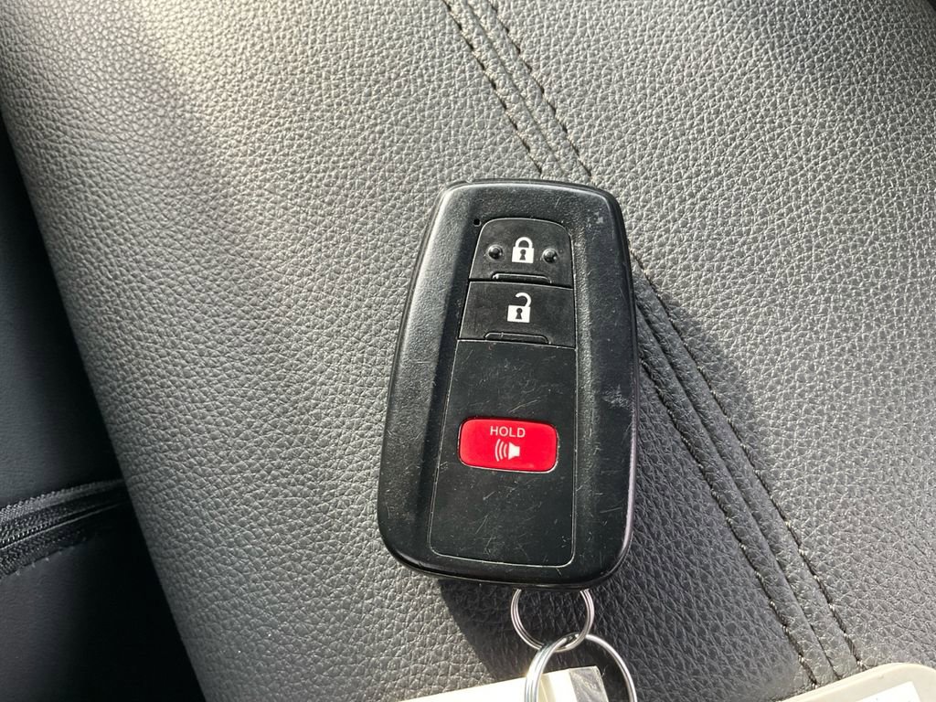 Used 2024 Toyota RAV4 Adventure image 30