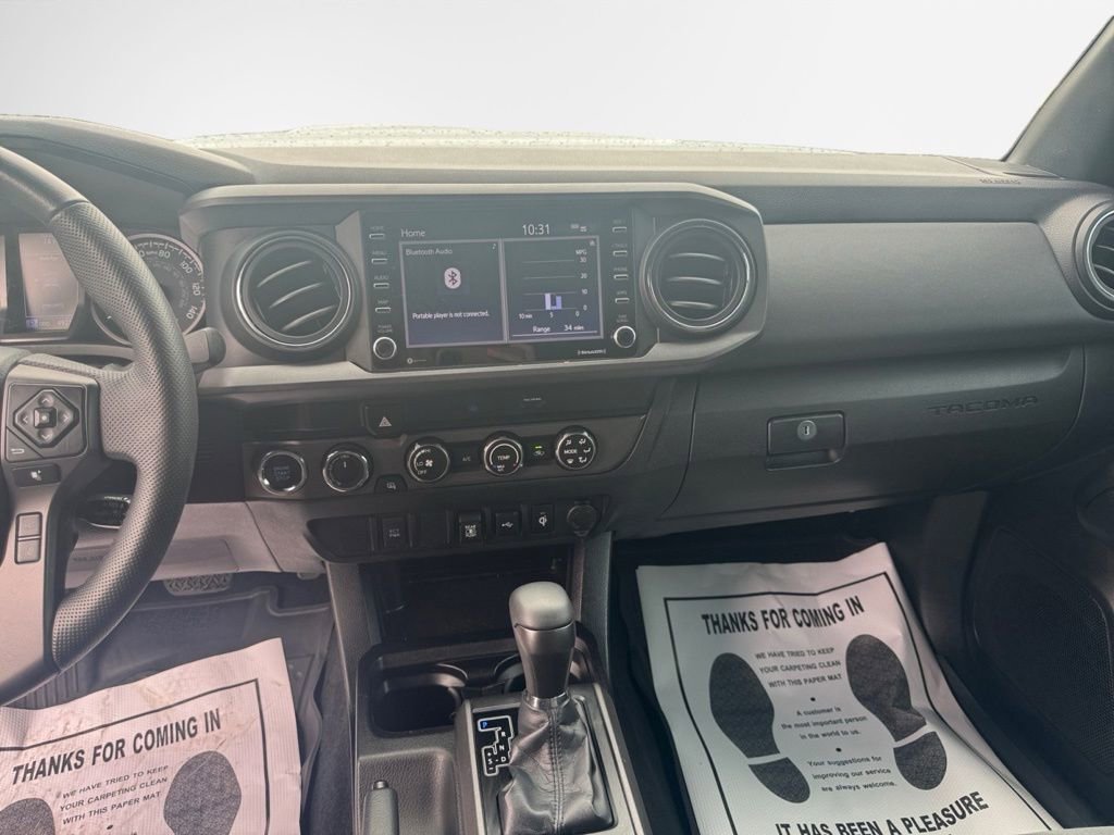 Used 2020 Toyota Tacoma TRD Sport AWD/4WD image 19