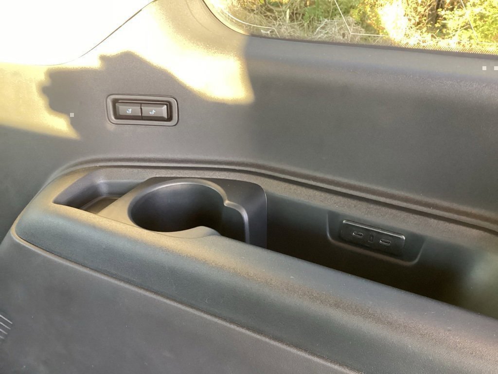 New 2025 Ford Expedition Active image 15