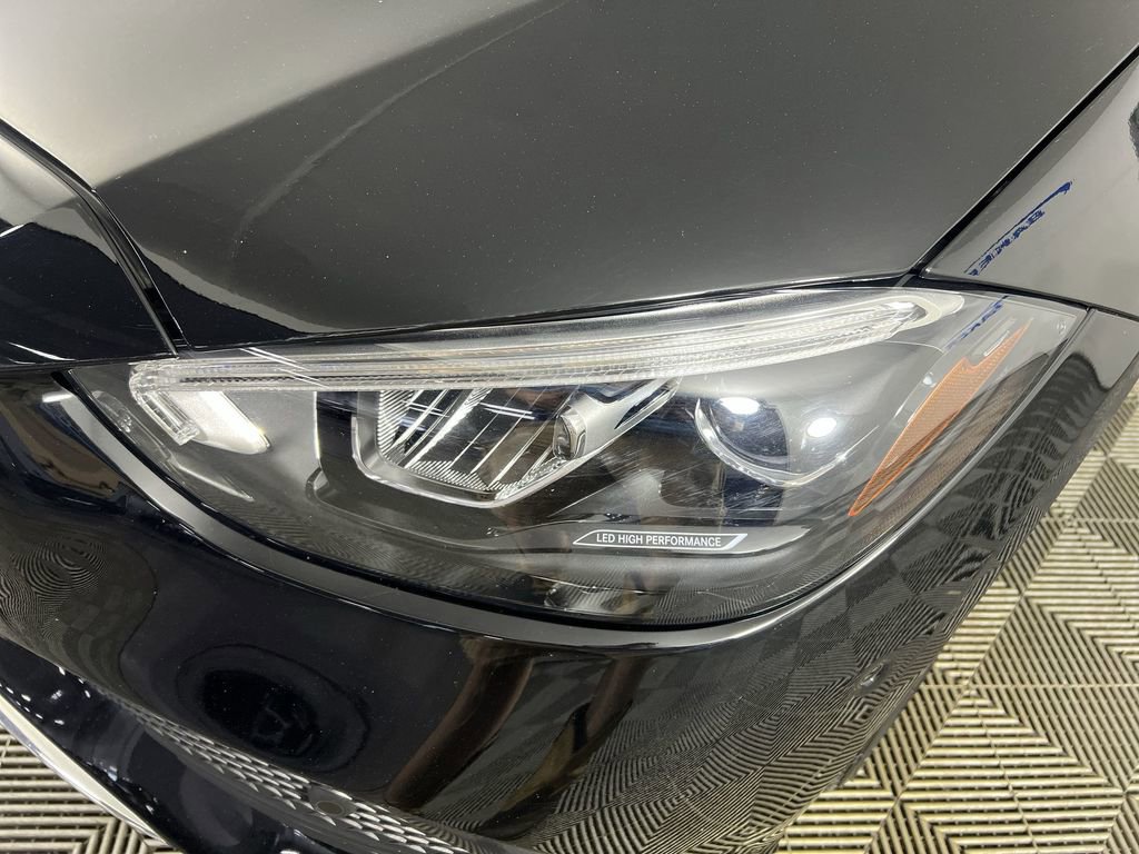 Used 2025 Mercedes-Benz C 300 4MATIC Sedan image 34