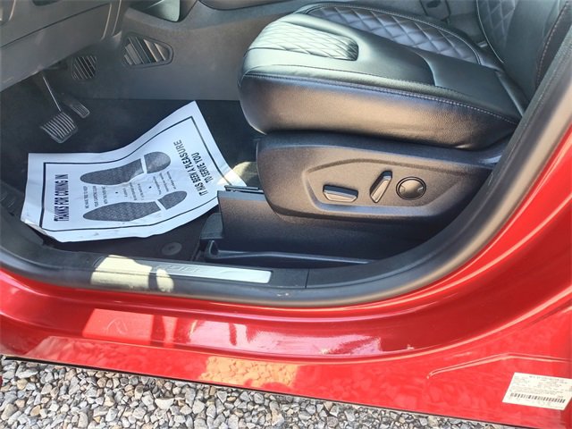 Used 2024 Ford Edge Titanium image 15