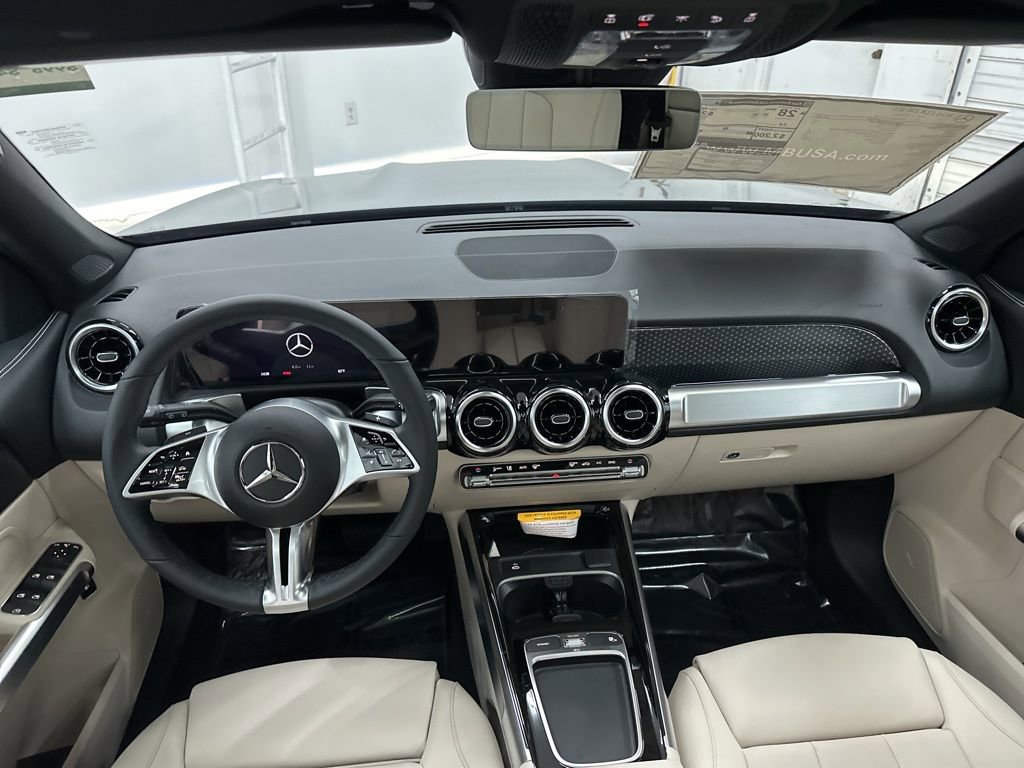 New 2026 Mercedes-Benz GLB 250 image 21