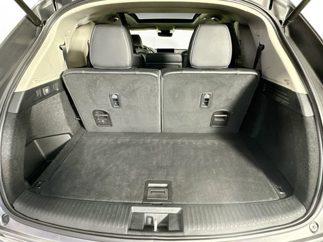 Used 2023 Acura MDX SH-AWD w/ Technology Package image 32