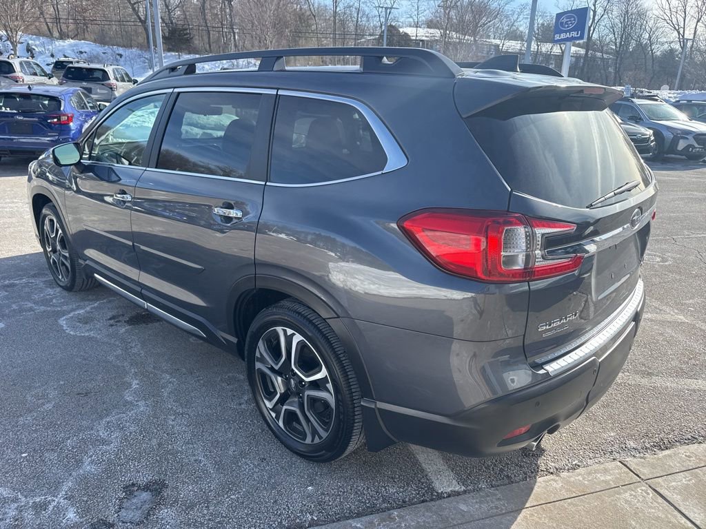 Used 2023 Subaru Ascent Touring image 4