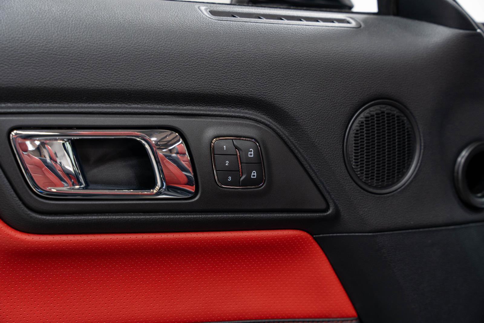 Used 2015 Ford Mustang GT Premium w/ Equipment Group 401A image 82