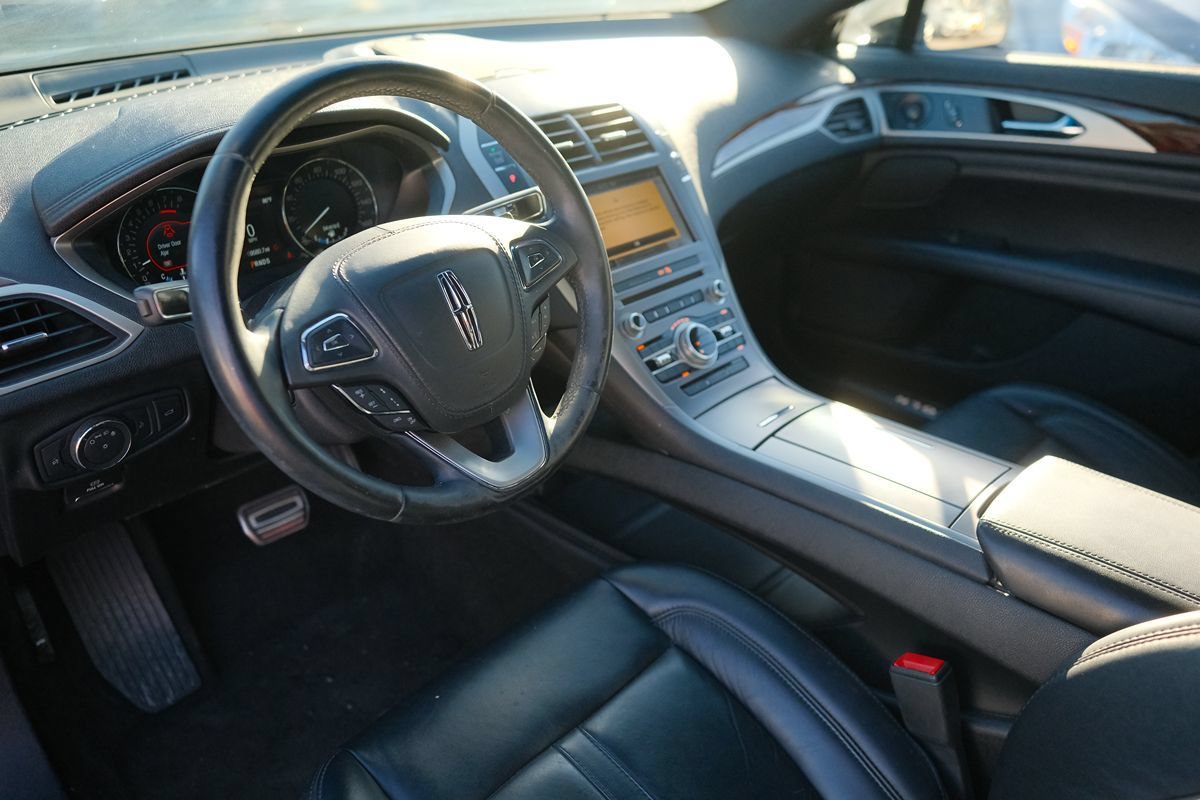 Used 2019 Lincoln MKZ Reserve w/ Reserve Plus Package FWD image 11