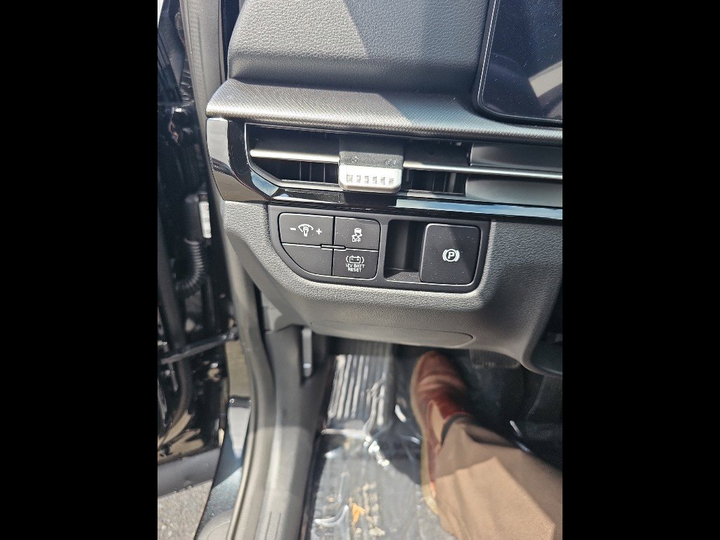 New 2026 Kia Sportage S image 12