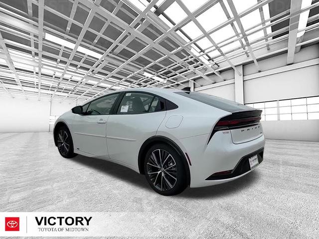 Used 2026 Toyota Prius XLE image 5