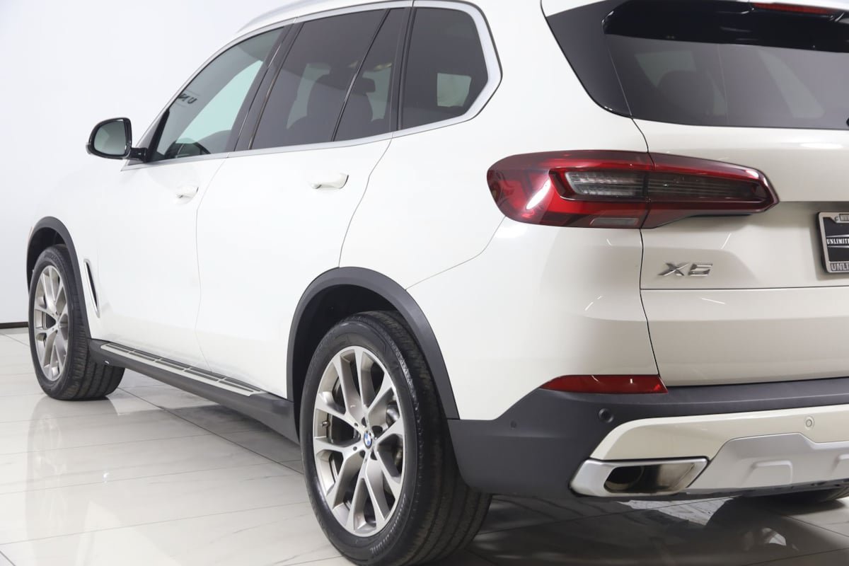 Used 2022 BMW X5 xDrive40i w/ Premium Package AWD/4WD image 25