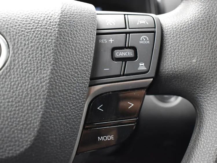 Used 2025 Toyota Camry LE image 23