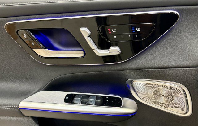 New 2026 Mercedes-Benz GLC 300 image 19