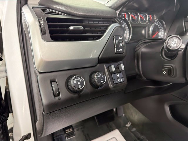 Used 2015 Chevrolet Tahoe LTZ AWD/4WD image 34
