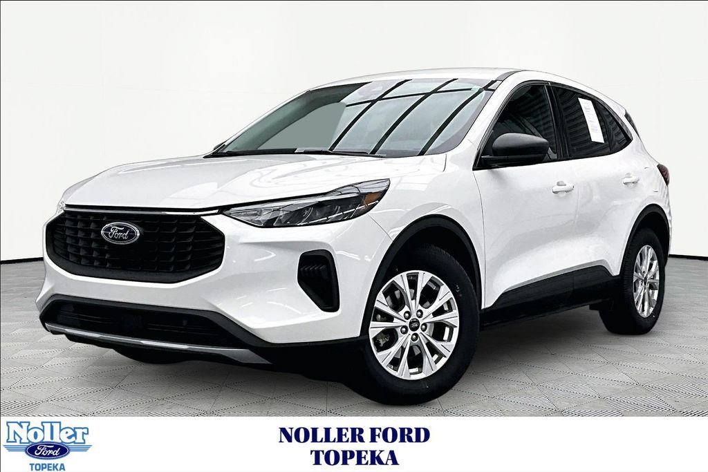 Certified 2023 Ford Escape Active w/ Cold Weather Package FWD image 1